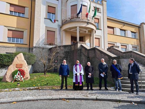 FOTO. Giornata Nazionale delle vittime dell’epidemia di Coronavirus, la commemorazione di Ats Insubria FOTO. Giornata Nazionale delle vittime dell’epidemia di Coronavirus, la commemorazione di Ats Insubria