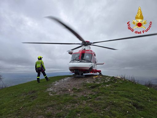 Gruppo di 22 scout bloccati dal maltempo nel Comasco, recuperati dai vigili del fuoco Gruppo di 22 scout bloccati dal maltempo nel Comasco, recuperati dai vigili del fuoco
