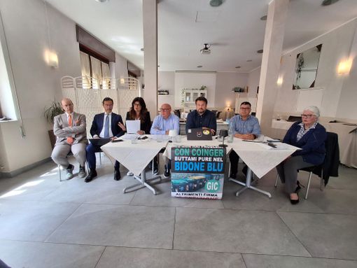 La conferenza stampa del Gruppo intercomunale per i cittadini La conferenza stampa del Gruppo intercomunale per i cittadini