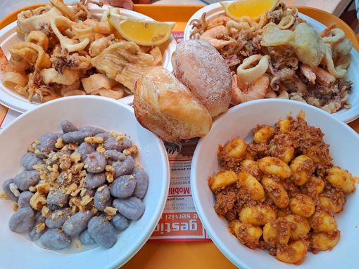 A Cunardo tutto pronto per la Festa della Patata: in preparazione quattordici quintali del gustoso tubero e due di gnocchi A Cunardo tutto pronto per la Festa della Patata: in preparazione quattordici quintali del gustoso tubero e due di gnocchi