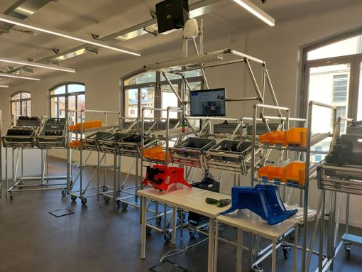 Una foto d'archivio di un laboratorio della Smartt Valley di Daverio Una foto d'archivio di un laboratorio della Smartt Valley di Daverio