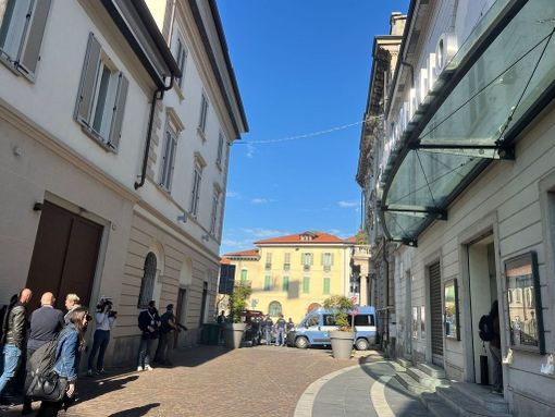 Centro presidiato in occasione del Remigration summit al teatro Condominio, vicino a piazza Garibaldi, off limits per la manifestazione del 30 novembre