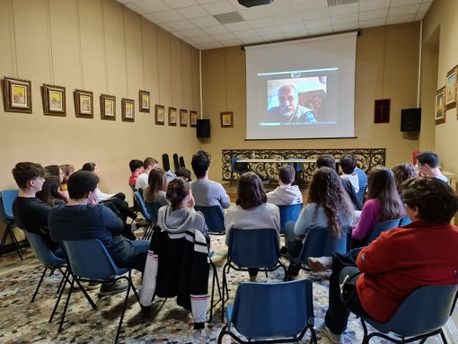 Cosa resta ai 22 ragazzi nella &quot;bolla&quot; all’oratorio di Biumo? «Apertura, amicizia, condivisione, complicità. Da consigliare anche agli adulti...»