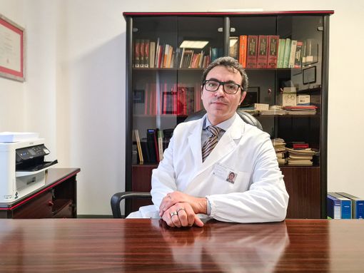 Il professor Fabio Angeli Il professor Fabio Angeli