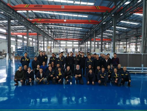 Lo stabilimento cinese della Lu-Ve Lo stabilimento cinese della Lu-Ve