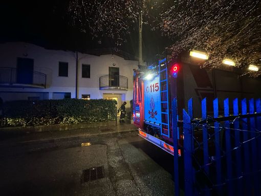 L'intervento dei vigili del fuoco a Tradate
