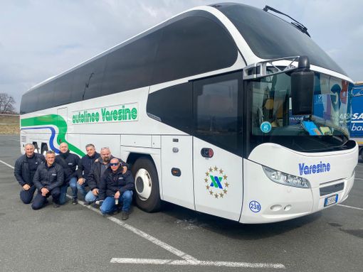 Daniela, don Massimo, Autolinee Varesine e quell'autobus della salvezza in viaggio per l'Ucraina Daniela, don Massimo, Autolinee Varesine e quell'autobus della salvezza in viaggio per l'Ucraina