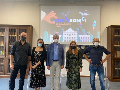 Diciottesima edizione di Cortisonici Film Festival, ai Giardini Estensi dal 25 al 28 agosto Diciottesima edizione di Cortisonici Film Festival, ai Giardini Estensi dal 25 al 28 agosto