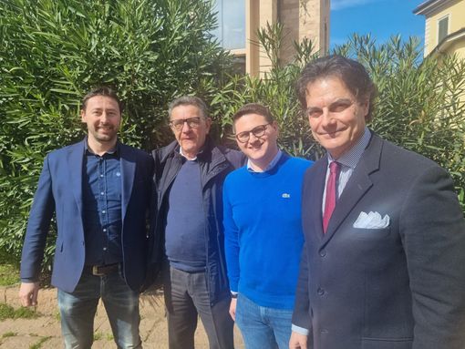 Forza Italia Varese, «parte forte il tesseramento 2024 con importanti adesioni fra i sindaci della nostra provincia» Forza Italia Varese, «parte forte il tesseramento 2024 con importanti adesioni fra i sindaci della nostra provincia»