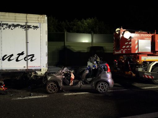 Le impressionanti immagini dell'incidente mortale di giovedì notte sull'A9