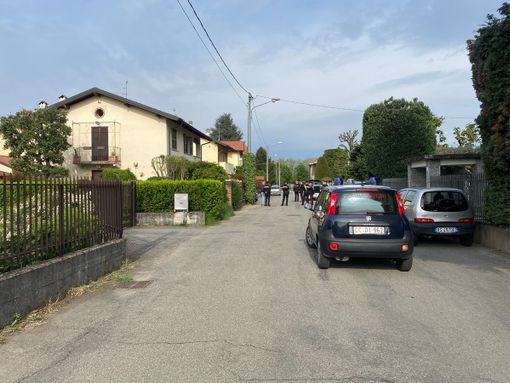 Stefania Pivetta, la figlia sedicenne Giulia e Alessandro Maja Stefania Pivetta, la figlia sedicenne Giulia e Alessandro Maja