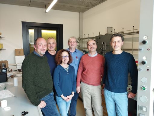 Nella fotografia, da sinistra: Luca Nardo, Angelo Maspero, Simona Galli, Andrea Penoni, Damiano Monticelli e Marco Lamperti Nella fotografia, da sinistra: Luca Nardo, Angelo Maspero, Simona Galli, Andrea Penoni, Damiano Monticelli e Marco Lamperti