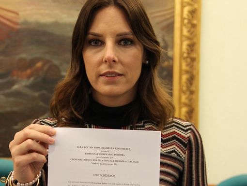 Isabella Tovaglieri, promotrice dell’iniziativa “Sicure senza cadere nella rete” Isabella Tovaglieri, promotrice dell’iniziativa “Sicure senza cadere nella rete”