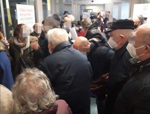 Le immagini di questa mattina circolate sui social Le immagini di questa mattina circolate sui social