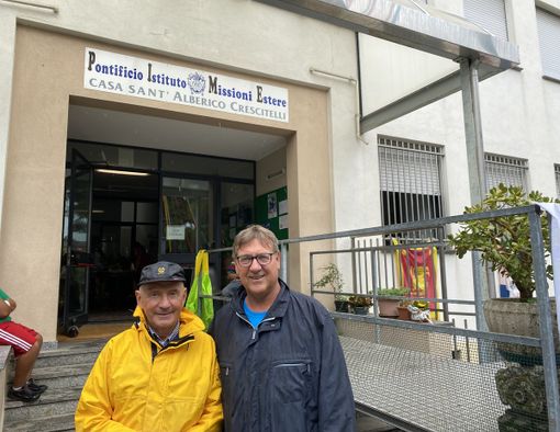 Padre Aleandro Castrese insieme a Giampaolo Toia