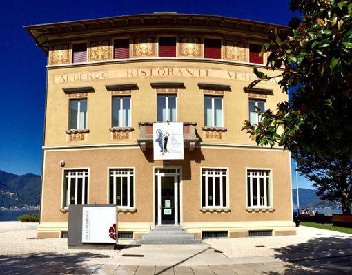 Palazzo Verbania. Nella foto sotto: Guglielmo Incerti Caselli Palazzo Verbania. Nella foto sotto: Guglielmo Incerti Caselli
