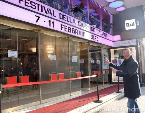 Al Festival di Sanremo 2023 il “Green Carpet Live”: in diretta lunedì 6 febbraio sui quotidiani del gruppo MoreNews Al Festival di Sanremo 2023 il “Green Carpet Live”: in diretta lunedì 6 febbraio sui quotidiani del gruppo MoreNews