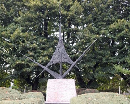 Il monumento di piazza XXV Aprile