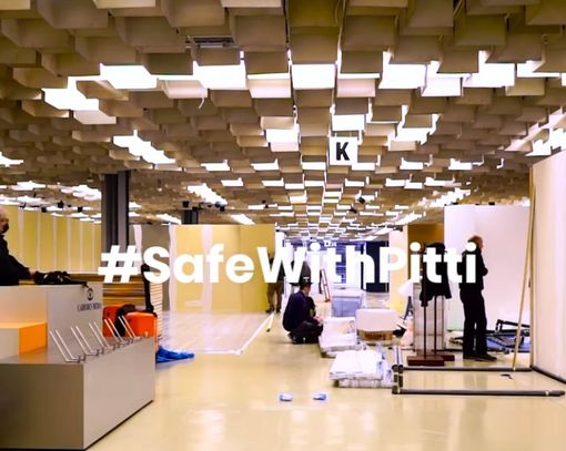 I preparativi e l'hashtag chiave #SafeWithPitti I preparativi e l'hashtag chiave #SafeWithPitti