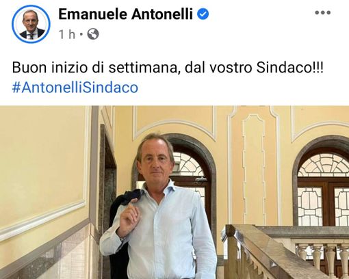 Non solo manifesti. La campagna elettorale è anche social