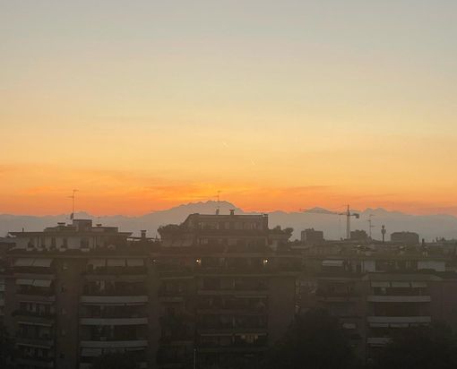 Buona serata con il tramonto di Busto