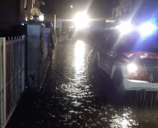 FOTO. Allagamenti, frane e blackout: decine di interventi dei vigili del fuoco per il maltempo. Problemi per viabilità e traffico ferroviario