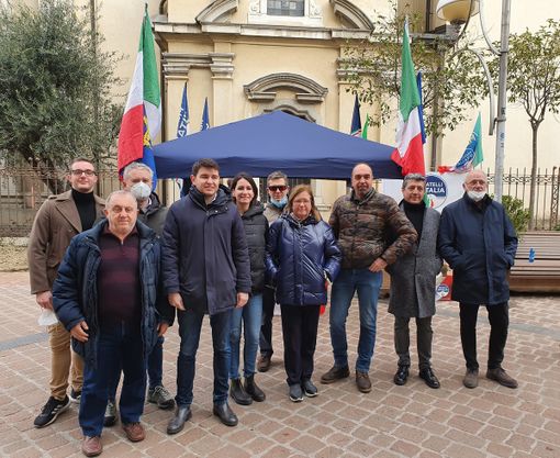 Un'iniziativa di Fratelli d'Italia Busto Un'iniziativa di Fratelli d'Italia Busto