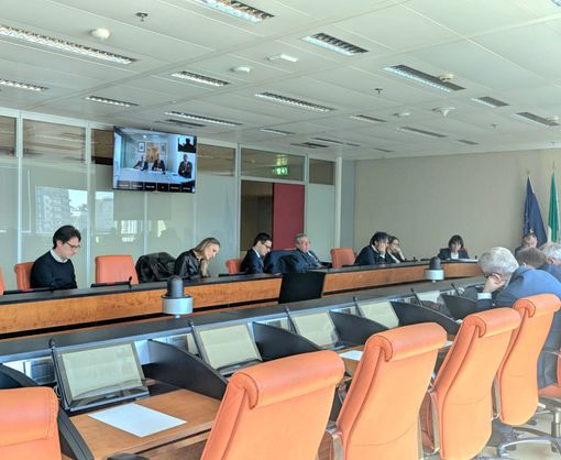 Connessione Internet ibrida per le aree periferiche, Licata: «La banda larga è essenziale per l’equità sociale e lo sviluppo economico»