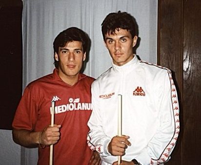Ezio Russo ai tempi delle giovanili del Milan con un giovanissimo Maldini prima di approdare al Varese nel 1989 (foto Corriere di Sciacca)