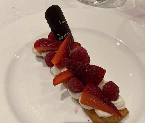 FOTO - La maestria di chef Portogallo "sposa" Grana Padano e vini lombardi FOTO - La maestria di chef Portogallo "sposa" Grana Padano e vini lombardi