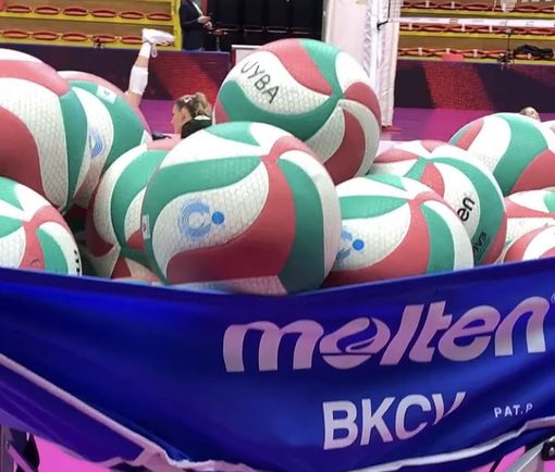 La Uyba perde al tie-break contro Scandicci. In Toscana spalle al muro
