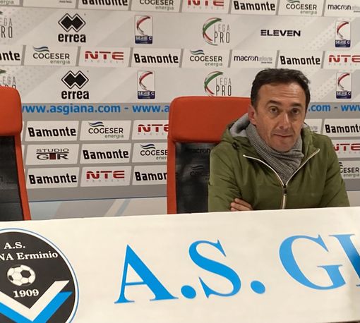 Luca Prina nella sala stampa della Giana
