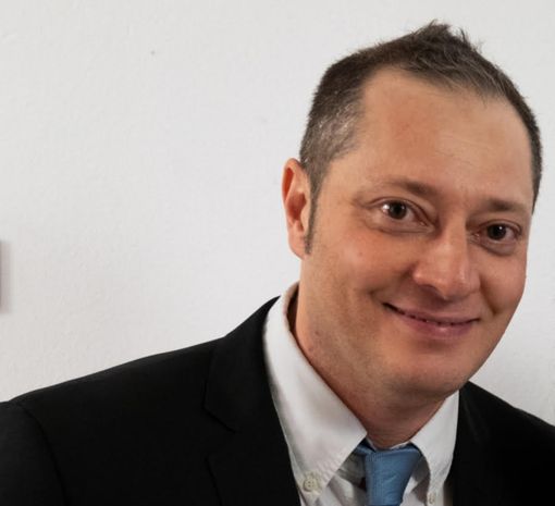 Beniamino Cicco il cabarettista eclettico che segue Vasco Rossi