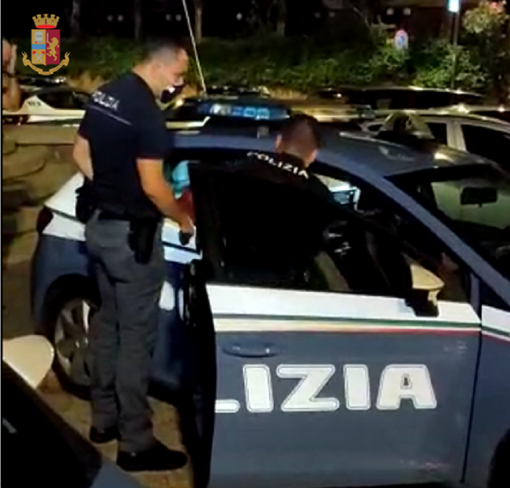 Insulti e botte all'anziana madre, bustocco arrestato dalla polizia Insulti e botte all'anziana madre, bustocco arrestato dalla polizia