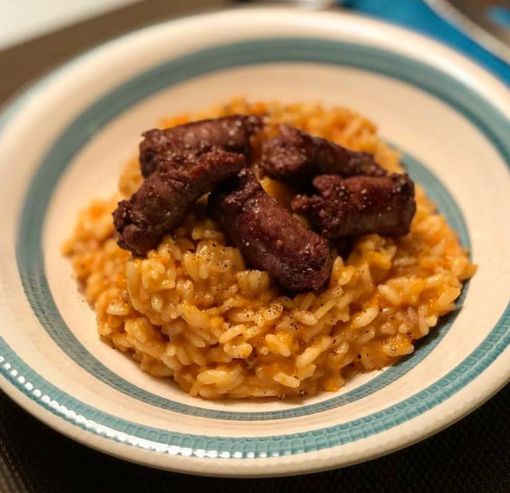 Giöbia fa rima con risotto e luganega Giöbia fa rima con risotto e luganega