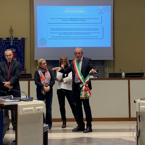 Busto, il Comune spiegato ai ragazzi