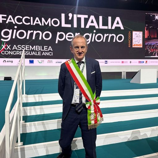 Antonelli all’assemblea di Anci: «Orgoglioso». Manfredi presidente