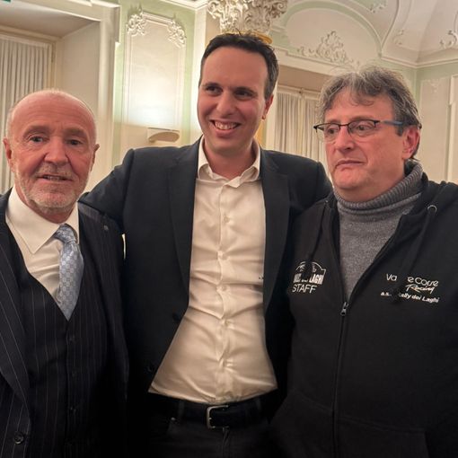 Rally dei Laghi, il vice presidente del consiglio regionale Giacomo Cosentino sull’auto apripista con Spataro nella prova speciale n. 6 “Valganna”