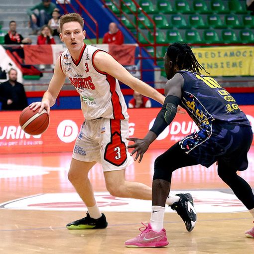 Legnano rialza la testa con Fiorenzuola, Raivio (quasi) da tripla doppia
