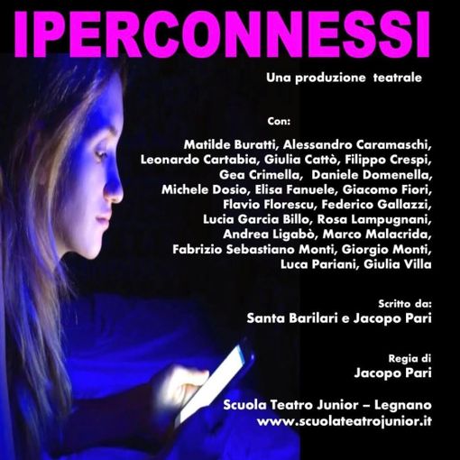 “Iperconnessi”: quando il teatro invita a guardare altrove con gli studenti dello scientifico Tosi