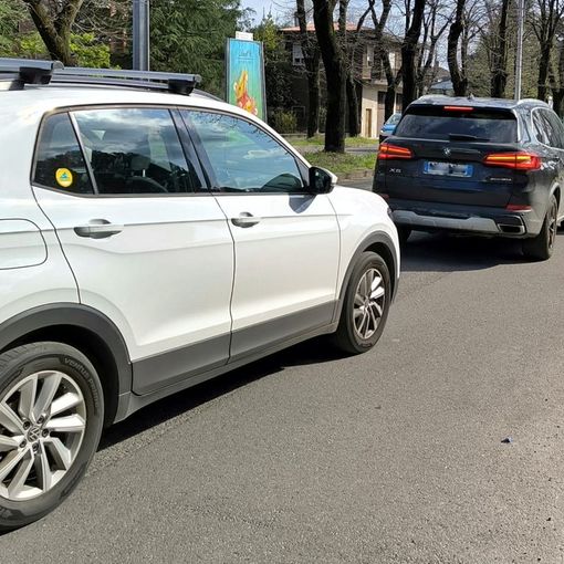 File lunghissime su viale Boccaccio, anche Sant'Edoardo fa sentire la sua voce
