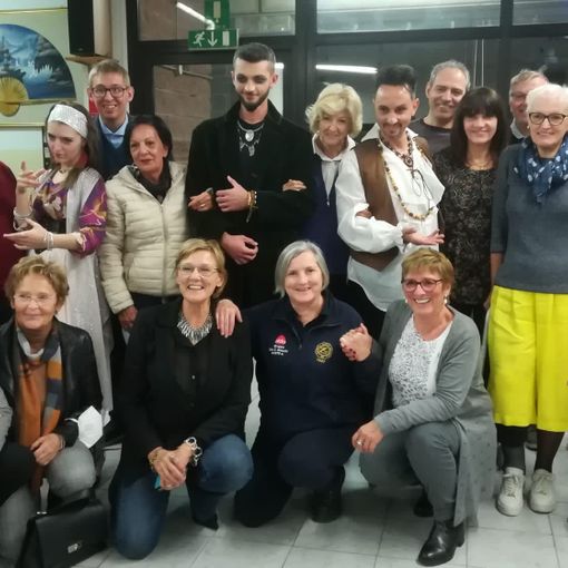 Al centro anziani di Sant’Anna una cena da paura. A fin di bene