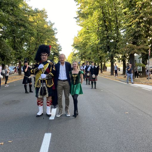 Il sindaco alla parata del Busto Falk