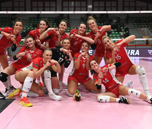Volley, serie A2: le cocche camaleontiche avanzano in Coppa Italia