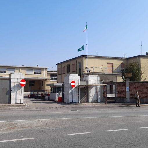 Secondo deposito dell'Aeronautica, il varco attualmente usato come uscita