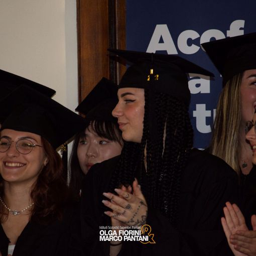 Agli Istituti Fiorini &amp; Pantani si diplomano in 205. Il liceo scientifico sportivo cala un poker di 100