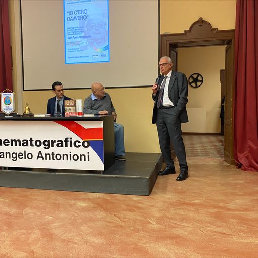 Ormezzano, il gusto dell'ironia e «il giornalismo più bello». E il Panathlon la Malpensa si commuove ricordando Cesare Vago