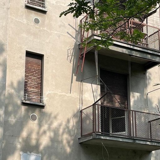 Castellanza: il drone della Polizia Locale scopre occupante abusivo delle ex case comunali