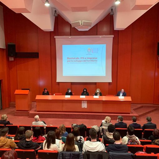 A Busto un convegno sugli Its. Obiettivo: far incontrare domanda e offerta di lavoro
