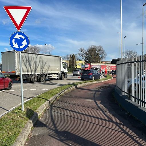 FOTO. Ciclista investita in via Busto-Fagnano